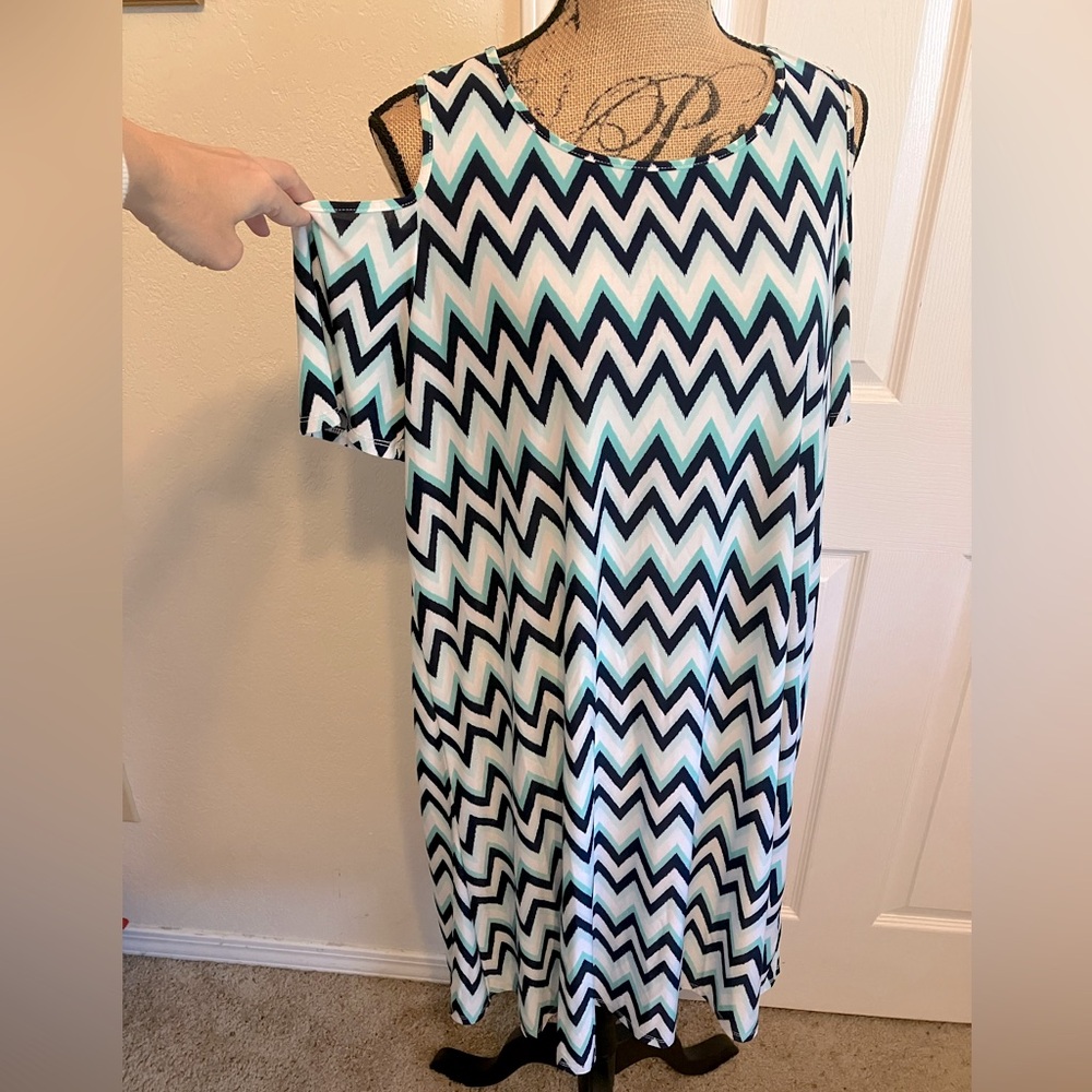 Messini chevron print cold shoulder midi Summer aqua navy blue white dress L
